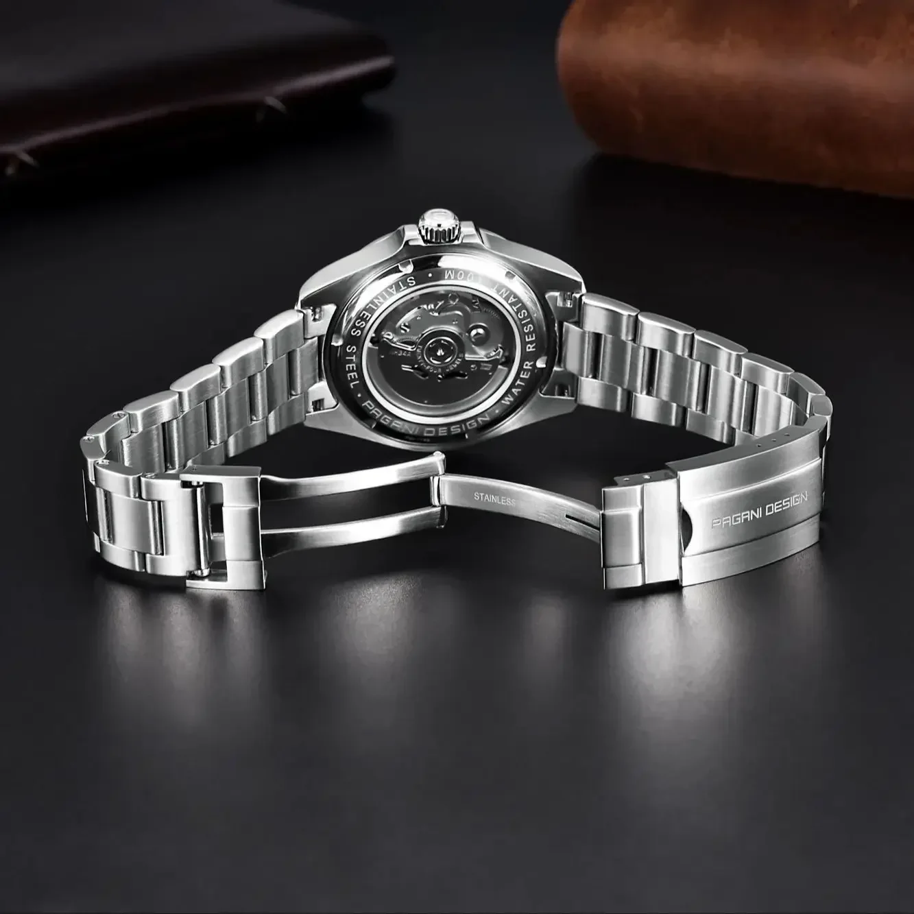 PAGANI DESIGN DG5833 GMT Autom - Luxury Watch La recensie en prijs